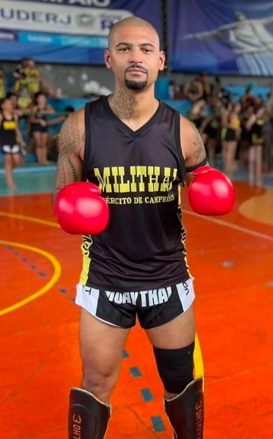 Léo Mãozinha transforma dor em força e inspira jovens por meio das artes marciais